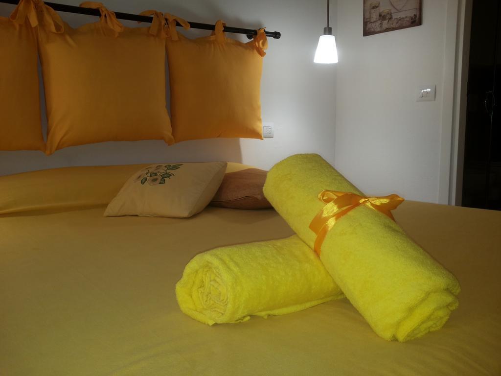 Bed and Breakfast I Colori Di Mag Специя Номер фото