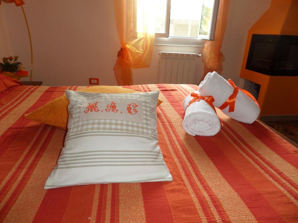 Bed and Breakfast I Colori Di Mag Специя Номер фото